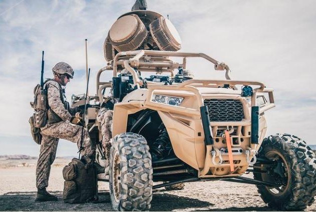 US-Marines-test-vehicle-mounted-laser-for-shooting-down-drones[1].jpg
